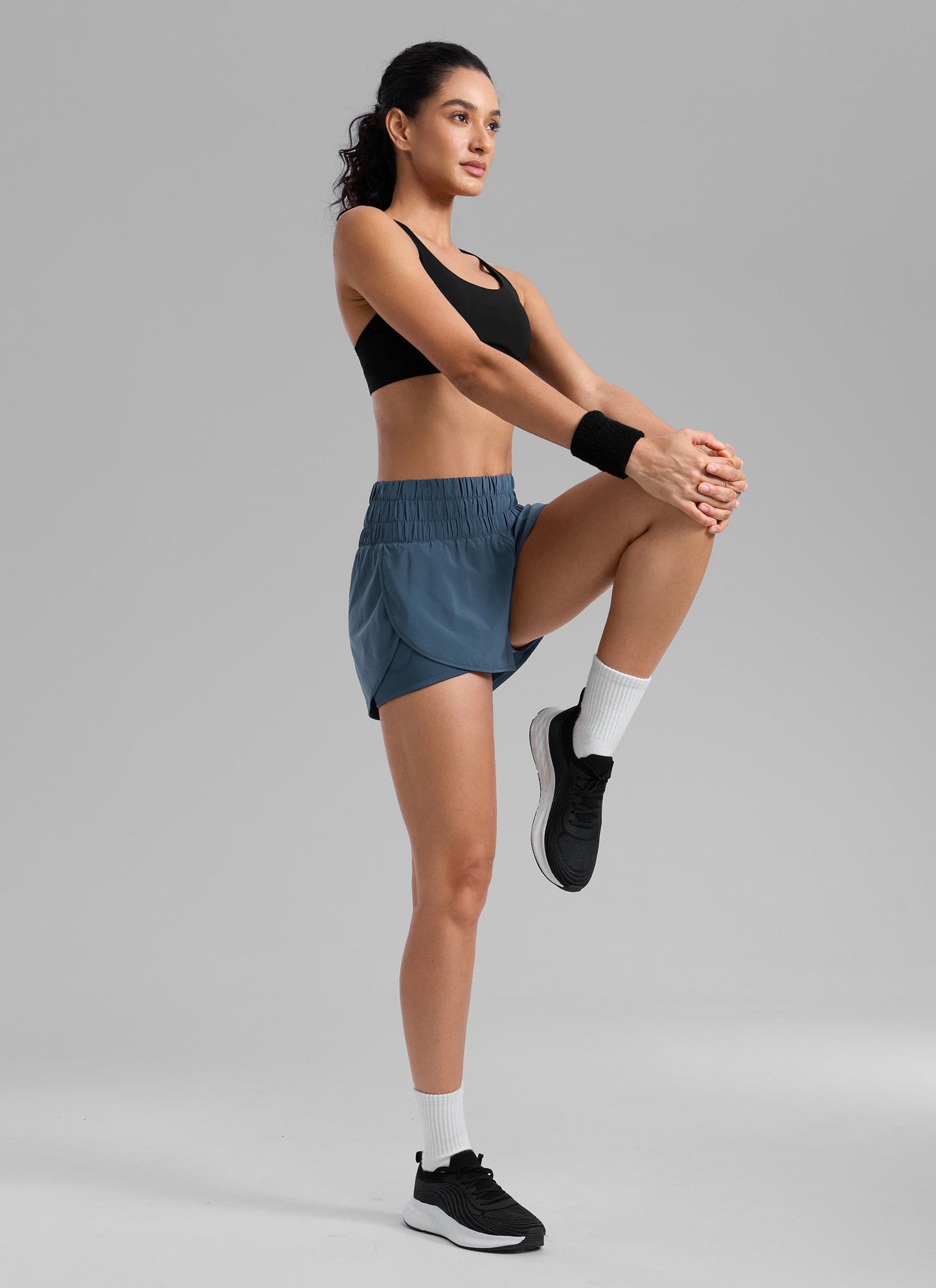 Feathery-Fit Soft  2 in 1 High Rise Short 3''