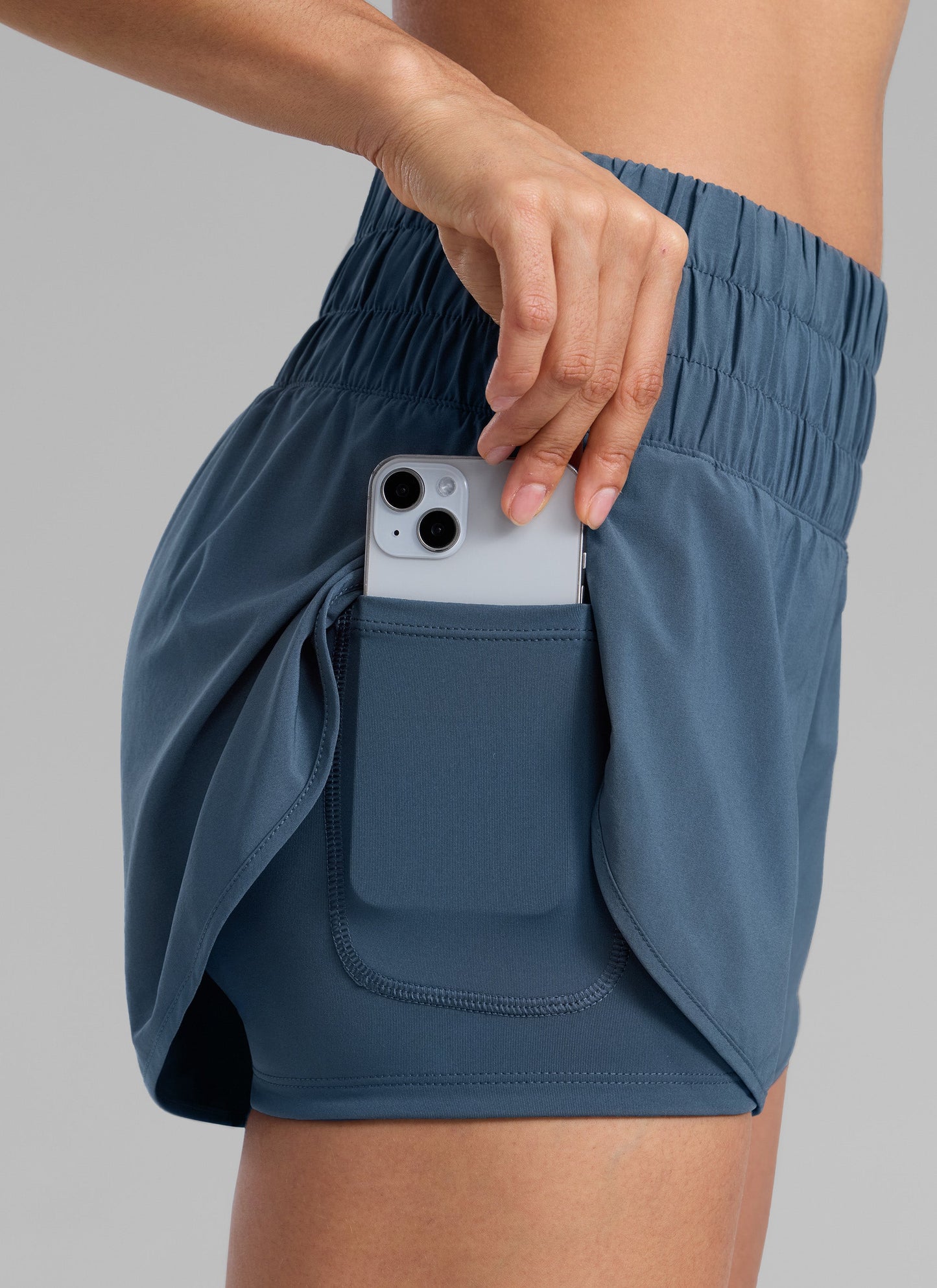 Feathery-Fit Soft  2 in 1 High Rise Short 3''