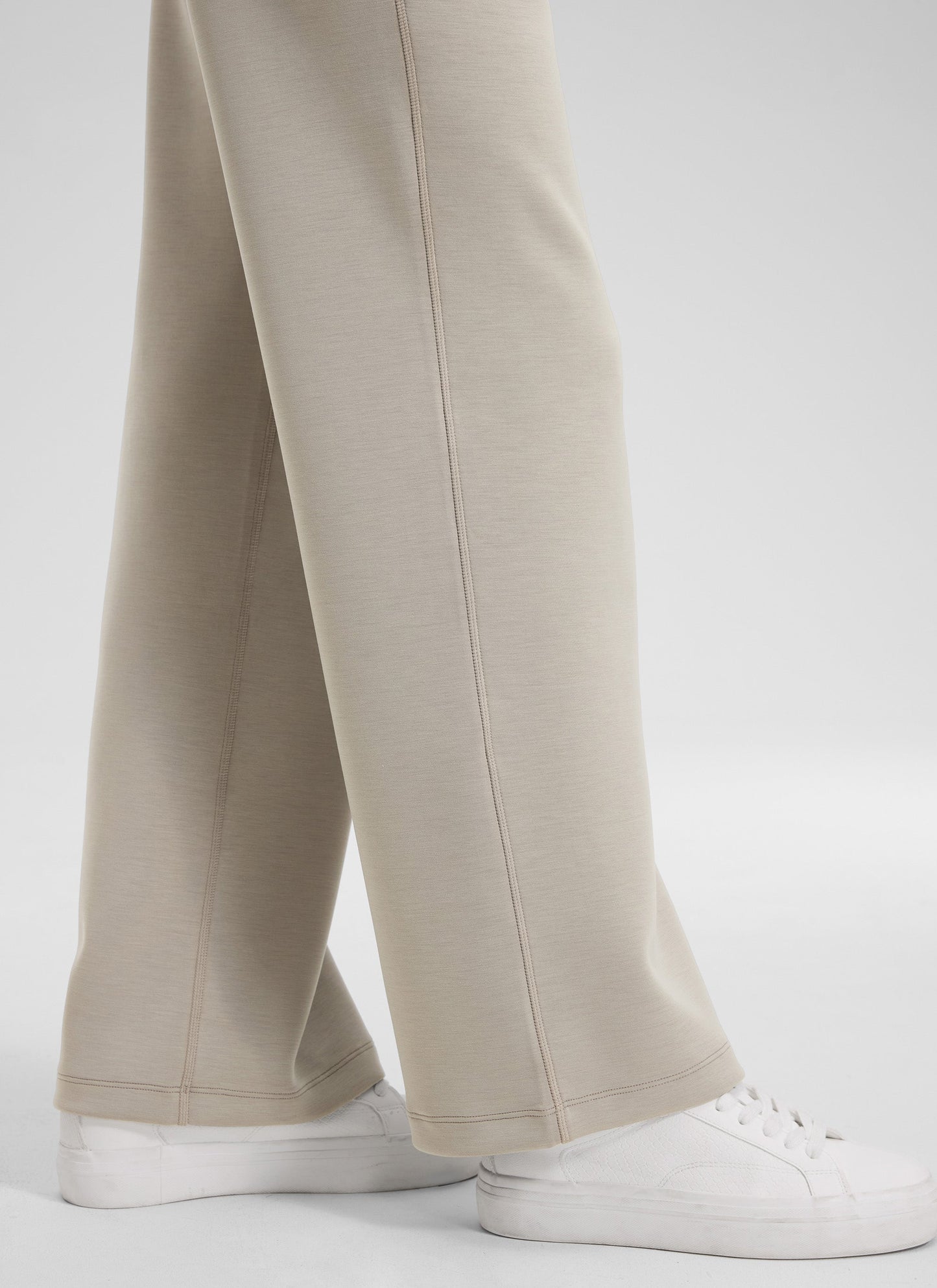 SoftAura High Rise Sweatpant 31''