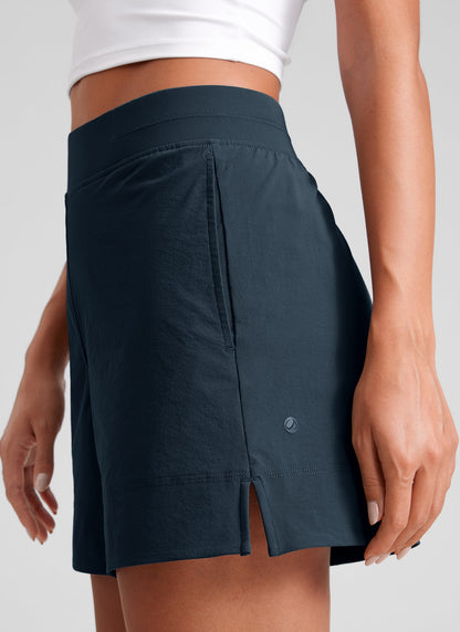 Linerless V Slit Pocket High Rise Short 4"