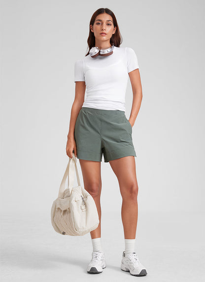 Linerless V Slit Pocket High Rise Short 4"